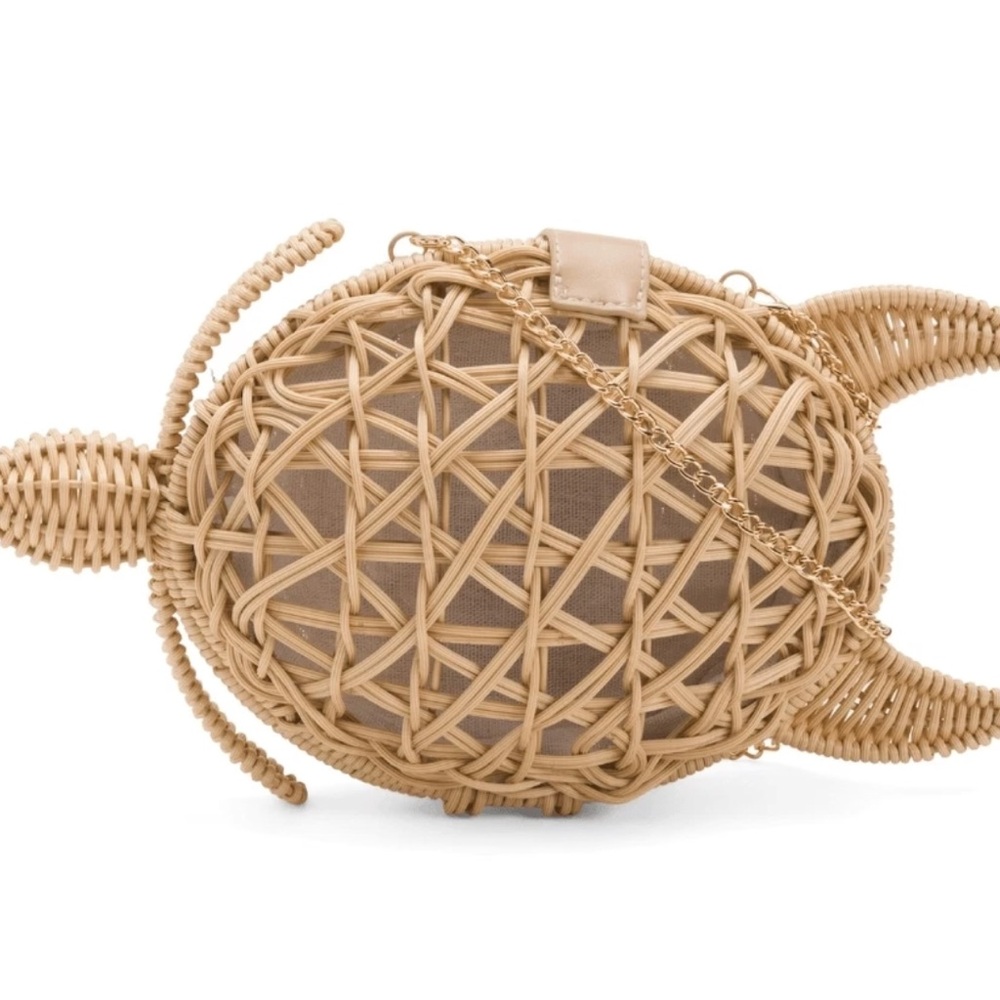 Tommy Bahama Woven Turtle Crossbody in Natural Tan